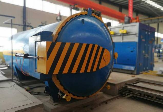 山西省首座钢化玻璃均质炉落户晋中,100多斤重的大铁锤敲到这种玻璃上