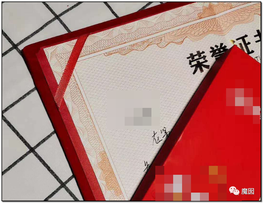 10天2个！心梗+跳楼，当代这个年轻人用生命控诉996剥削（组图） - 13