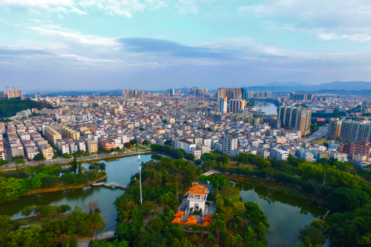 恩平鳌峰山公园图片