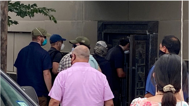 美执法人员破门进入中国总领馆迫切想要夺取一样东西让人震惊！