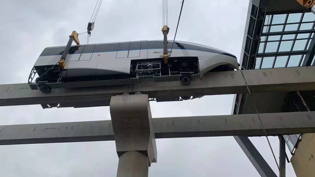 视频曝光蚌埠云轨终于开始试运行了