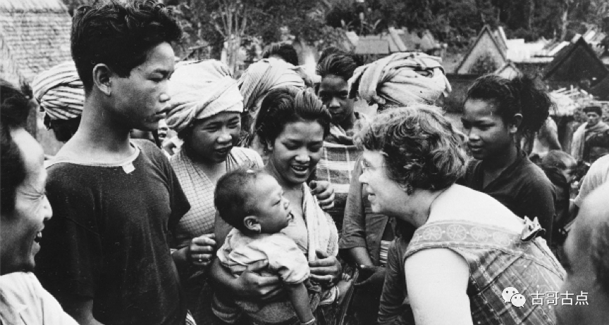 杀死工蚁蚁后会产卵吗_工蚁都死了蚁后会死吗_蚁后为什么会被工蚁杀死