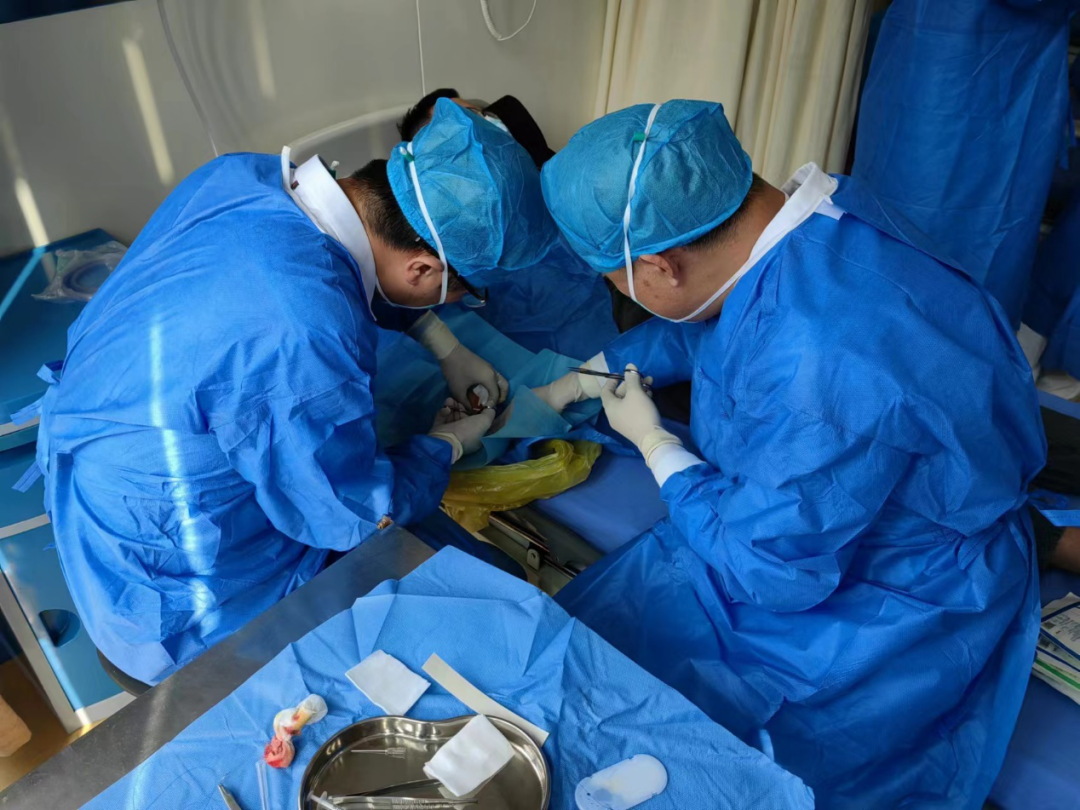 怎么促进vsd伤口愈合爱犬啊呜一口，手掌血肉模糊，巧用VSD技术治疗_https://www.jmylbn.com_新闻资讯_第5张