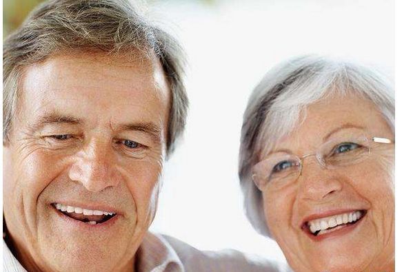 【悲惨的牙齿】现状！人在、钱在，牙没了！