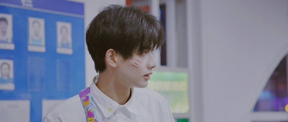 贾玲忘不了前任？李俊濠得公司力捧？张小斐实现阶段跨越？甘望星不会出道？微博之夜举办意义？