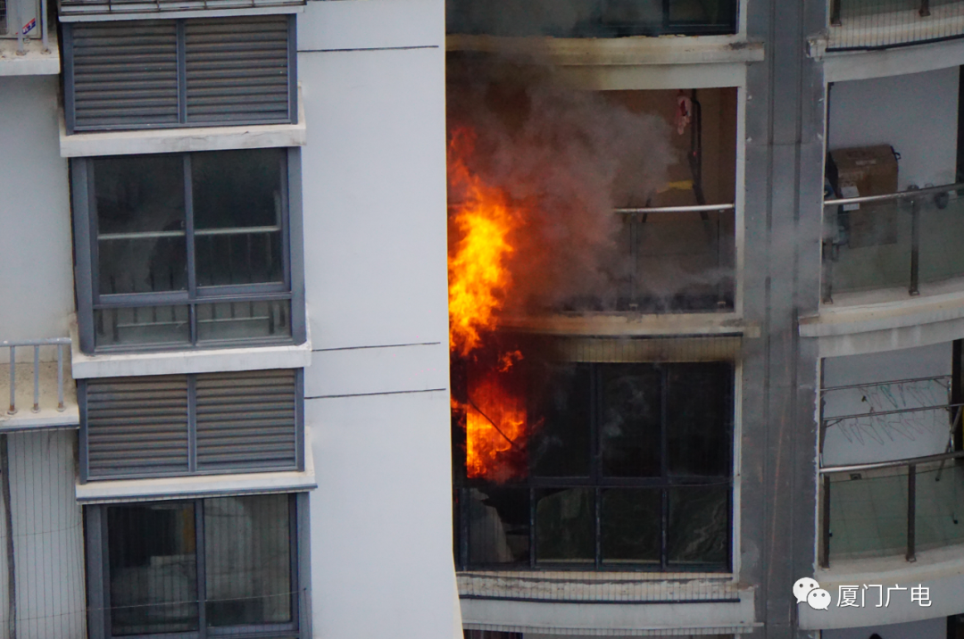「厦门火灾」突发！厦门罗宾森二期高层起火，火势凶猛！多部门紧急救援…