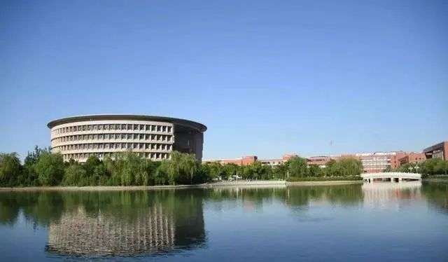 艺术类冷门本科学校_本科冷门艺术教育专业学什么_本科艺术教育专业冷门吗