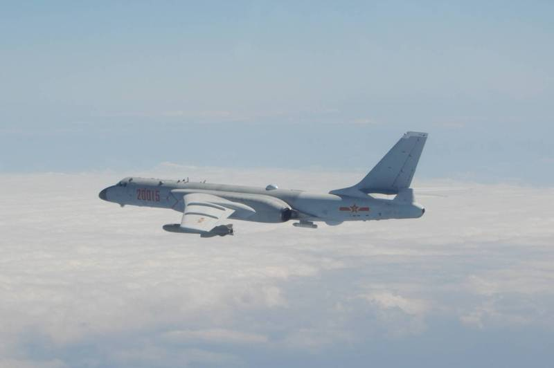 绿媒炒作：解放军军机连续2天短时间密集飞进台西南空域，今早5次进入