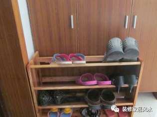 玄关鞋柜万万别这么放,否则招来祸患,挡住你一生的财路!-微信头条网 玄关鞋柜万万别这么放,否则招来祸患,挡住你一生的财路!