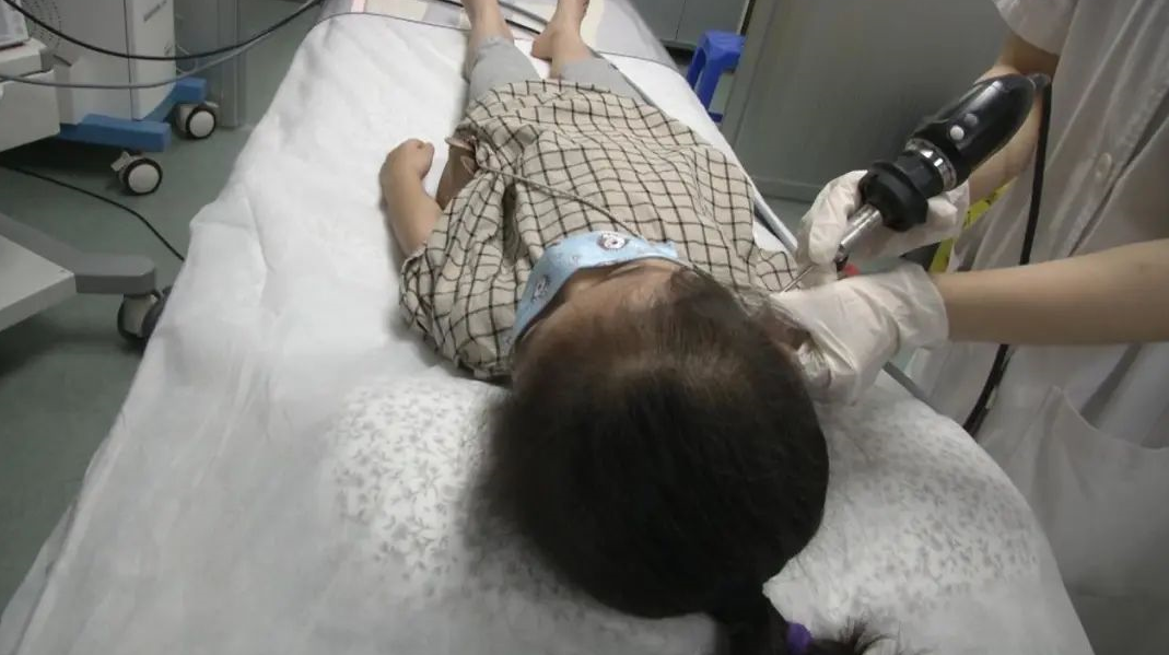 耳镜怎么做怀疑小孩中耳炎？这些检查都要做！_https://www.jmylbn.com_新闻资讯_第8张