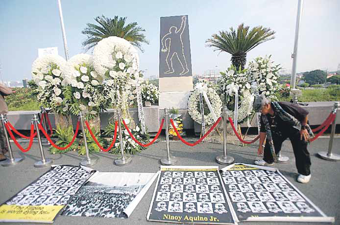 贝尼尼奥·阿基诺遇刺身亡39周年_津巴布韦_新闻_华人头条