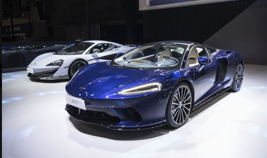 迈凯伦刹车卡钳牌子_评测迈凯伦的刹车系统与安全标准_迈凯伦720s刹车卡钳