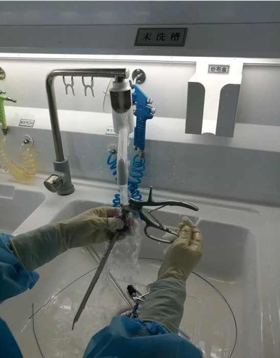 电刀怎么洗腔镜器械的注意事项、清洗及手术器械正确防生锈方法_https://www.jmylbn.com_新闻资讯_第18张