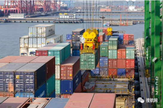 封境不到两周，印度这个港口已被5万个滞留集装箱挤爆，船公司紧急宣布停航跳港！