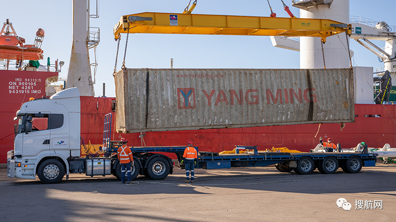 83个集装箱坠海丢失，这家船公司在被扣船后还有一份巨额罚单：5.08亿！