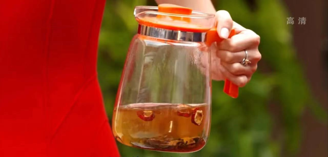 中午为什么好克睡晨喝“通便水”、午喝“养心护肝茶”、晚喝“安神汤”！从早补到晚，给一整年打个好底子~_https://www.jmylbn.com_新闻资讯_第3张