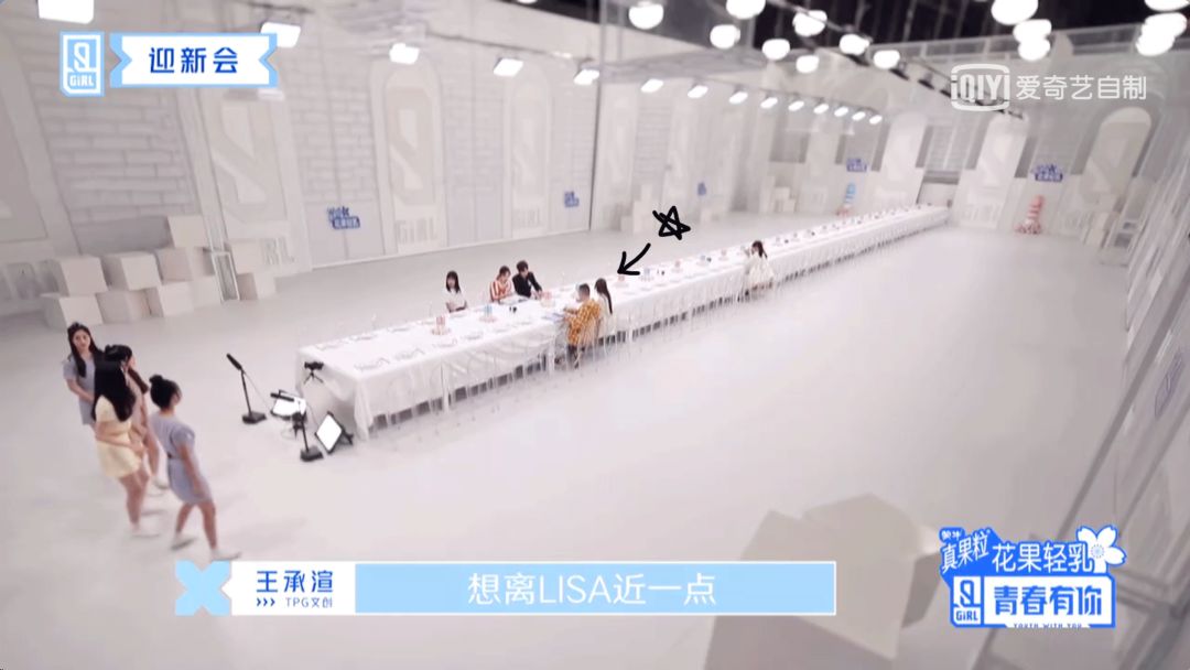 【时尚】最壕女团BLACKPINK：3分钟换24套造型，一条项链值一套房首付（组图） - 52