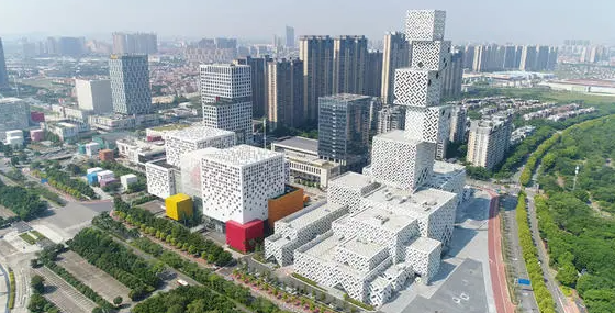 说真，这个佛山新城核心滨江豪宅，比千灯湖、三山新城都香