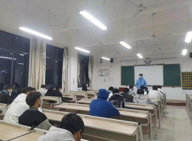 科学防控战疫情，川科中德&人工智能学院开展策疫情防控主题班会(图2)