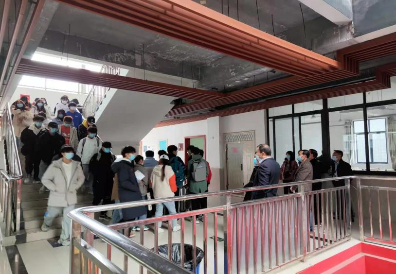 科学防控战疫情，川科中德&人工智能学院开展策疫情防控主题班会(图6)
