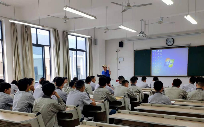 学风建设 | “化梦想为动力，树学风之新貌” ——川科中德&人工智能学院开展学风建设活动(图3)