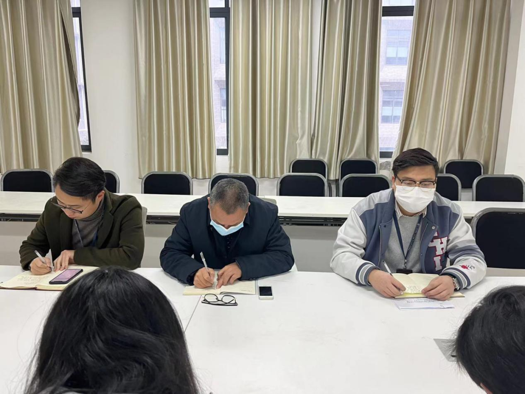 我院集体学习党的十九届六中全会(图2)