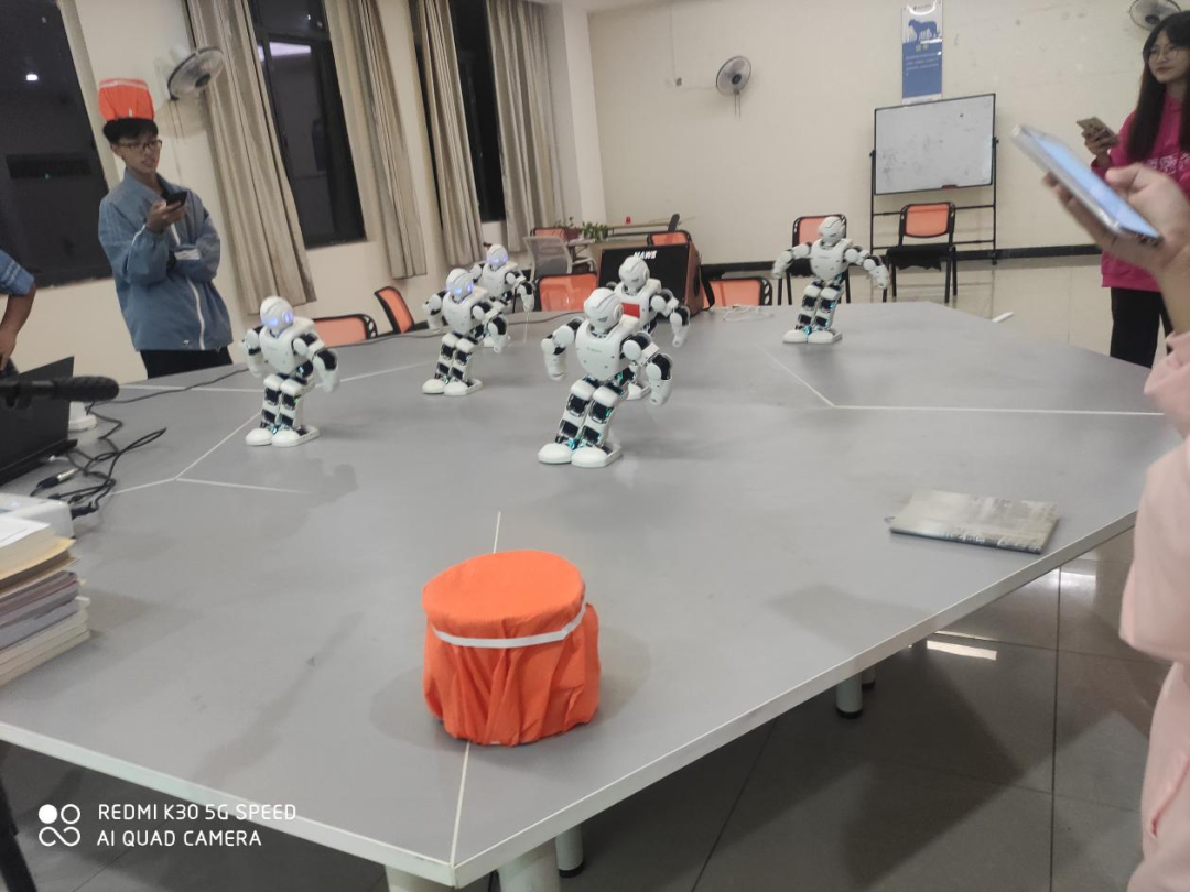 川科鼎利中德&人工智能学子勇闯全国机器人锦标赛，预祝取得佳绩(图8)