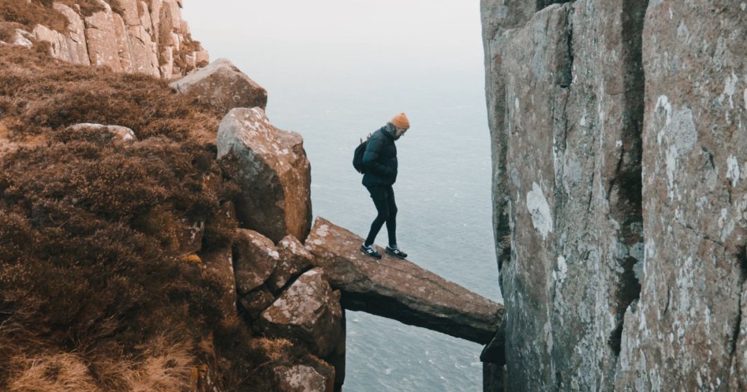 



现实版“小镇青年”创业：没钱没学历没圈子 敢折腾不服输
