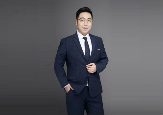 TNUMBERQ一年快速增长50倍：他从“几块屏”开始帮数十万餐吧老板娘几百块5成 续管理费超90%(图2)