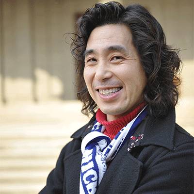 美文美声：阿成《雨中的我和乞丐》朗诵  邝楠