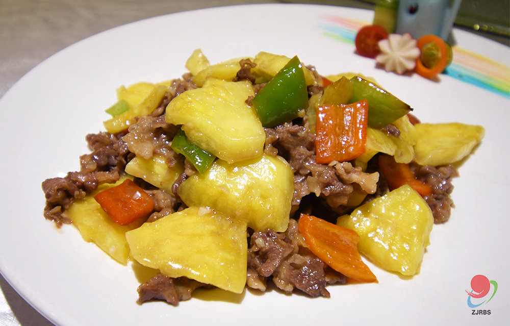 菠萝泡盐水吃会拉肚子吗_菠萝不泡盐水吃了会怎样_吃菠萝泡盐水有用吗