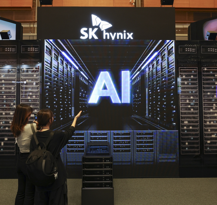 SK海力士押注3D HBM，游戏规则将重写！