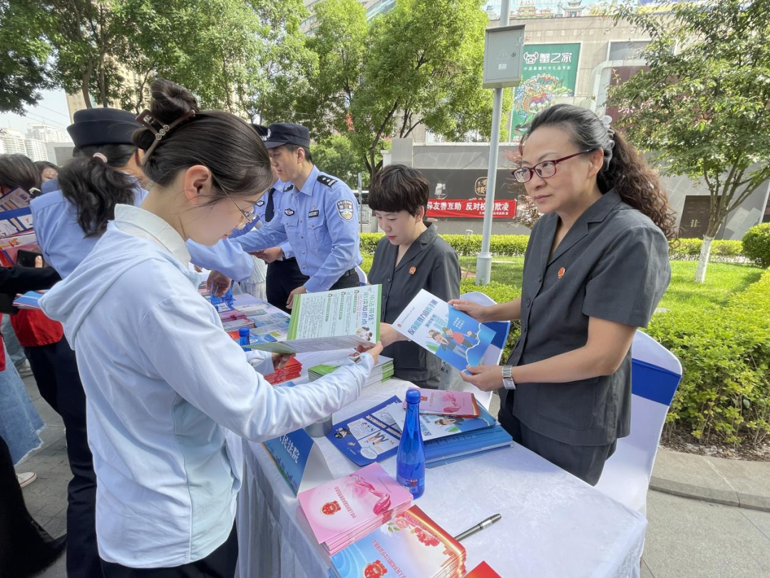 【纠纷化解】"凝聚平安细胞,共建和谐城关"——兰州市城关区开展预防