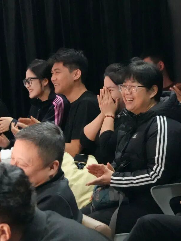观众.jpg