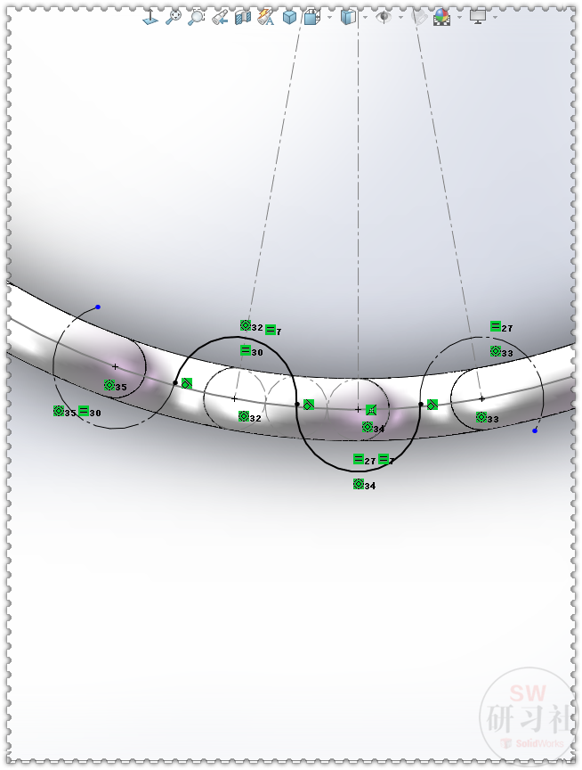 用SolidWorks画的多层散热管的图16