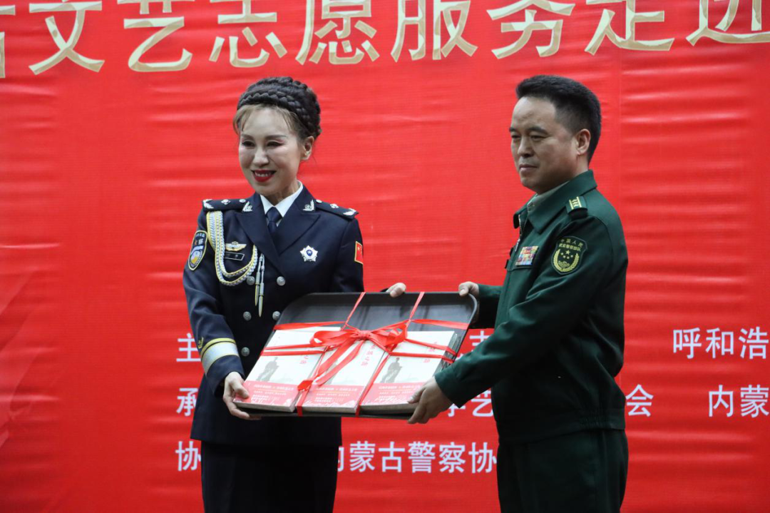 学雷锋 做志愿 共同奋进“十五五”内蒙古文艺志愿服务系列活动圆满落幕 第1张