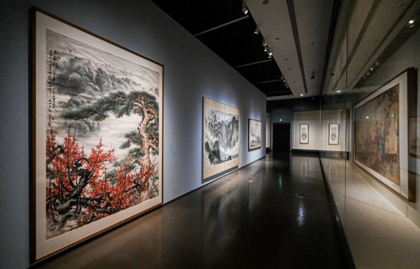 “其命惟新——广东美术百年大展”展厅