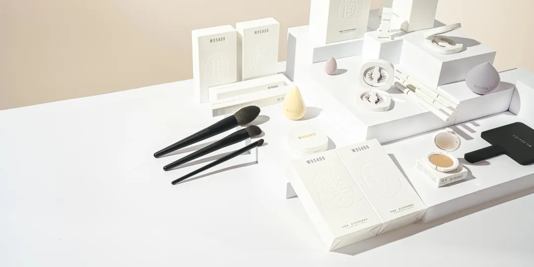 泰国人疯抢高价睫毛，美妆黑马靠它收割5亿市场！