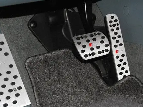 AED怎么自检车辆也有“节后综合征”？！专业人士教你自检_https://www.jmylbn.com_新闻资讯_第13张