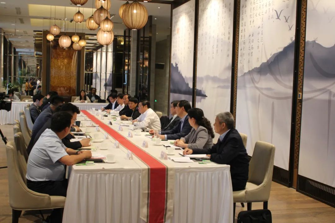 總經(jīng)理許德俊出席滁州青年企業(yè)家早餐會(huì)