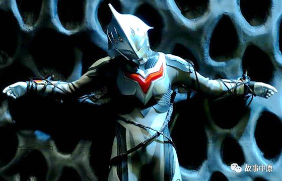 苍月奥特曼蓝版钉的十字架上面_苍月女战士奥特曼蓝版在线播放_蓝苍月奥特曼