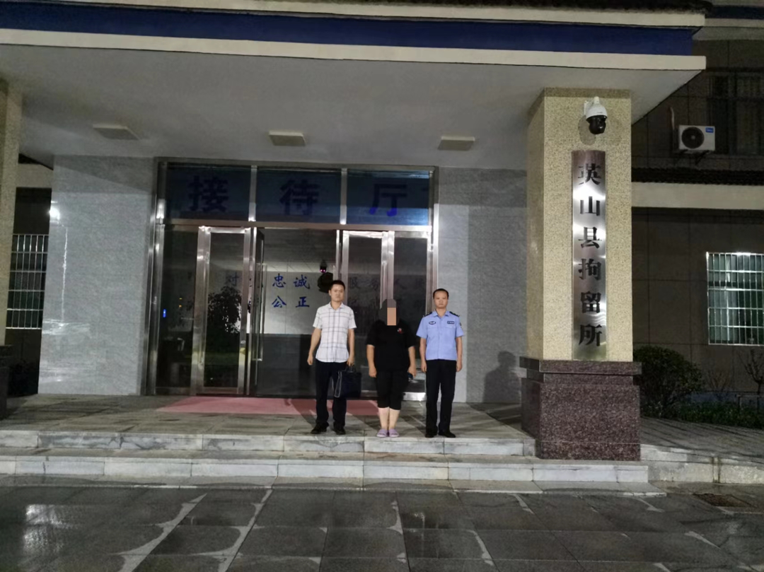 七旬老人200元嫖娼被偷1300元！报警后喊冤随后又闪烁其词