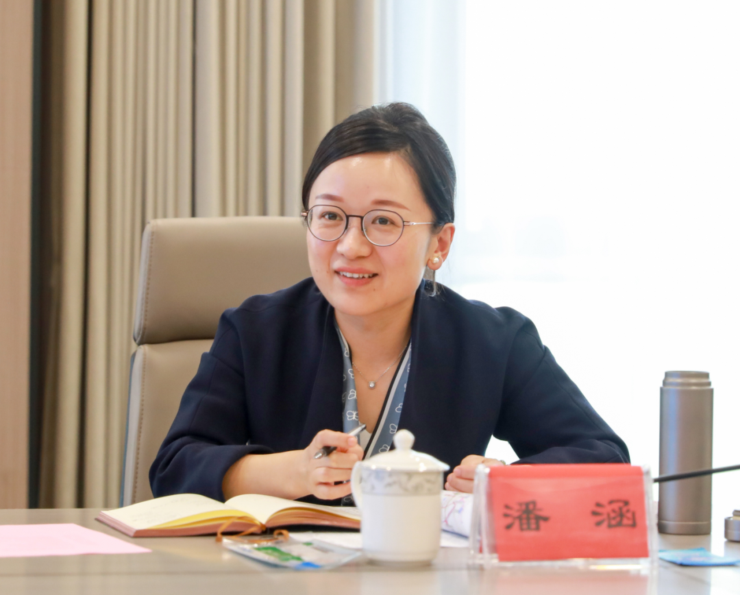 潘涵从扬州城控集团责任担当和生态新城产业特点出发,就助力新城产业