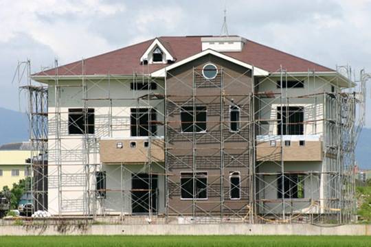 分享用钢结构建造的被动式舒适节能房子