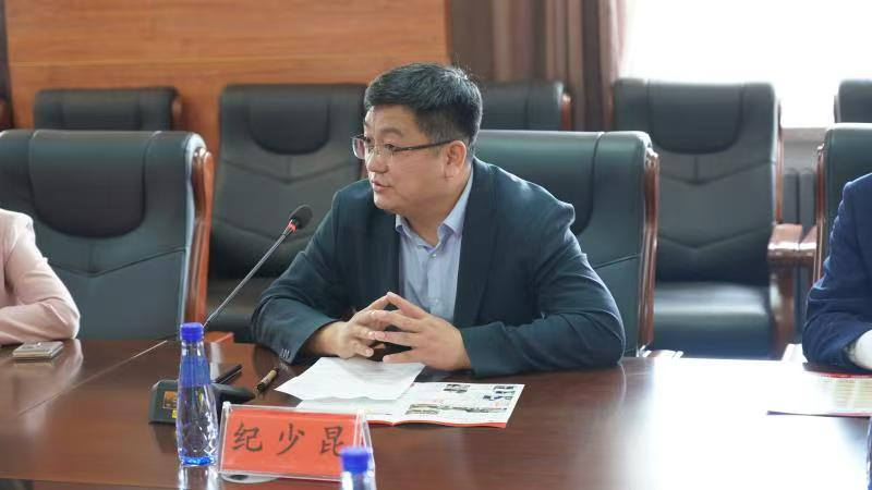 香港教育界来省实验交流,为什么频繁点赞?