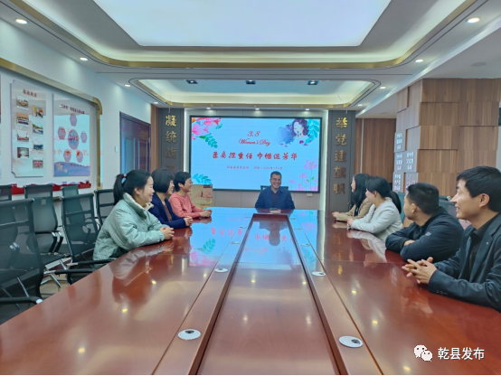 6月21日是什么节日是狗肉节吗_妇女节是国际节日吗_六月一日是什么节,是什么的节日