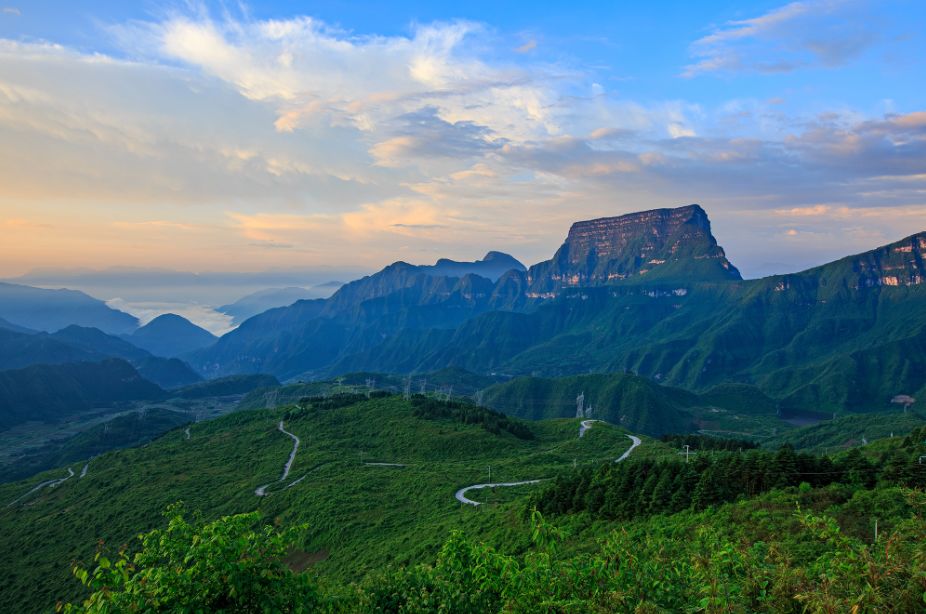 大瓦山天门图片