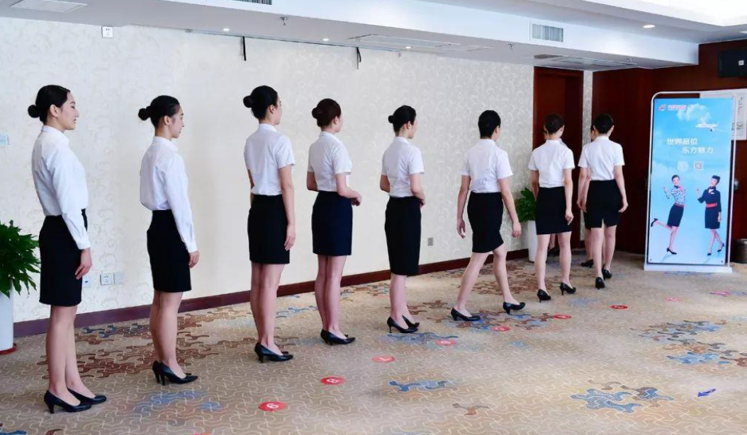 空乘面试频频被刷?不知考核重点的你快来围观吧! 空乘面试频频被刷?不知考核重点的你快来围观吧!