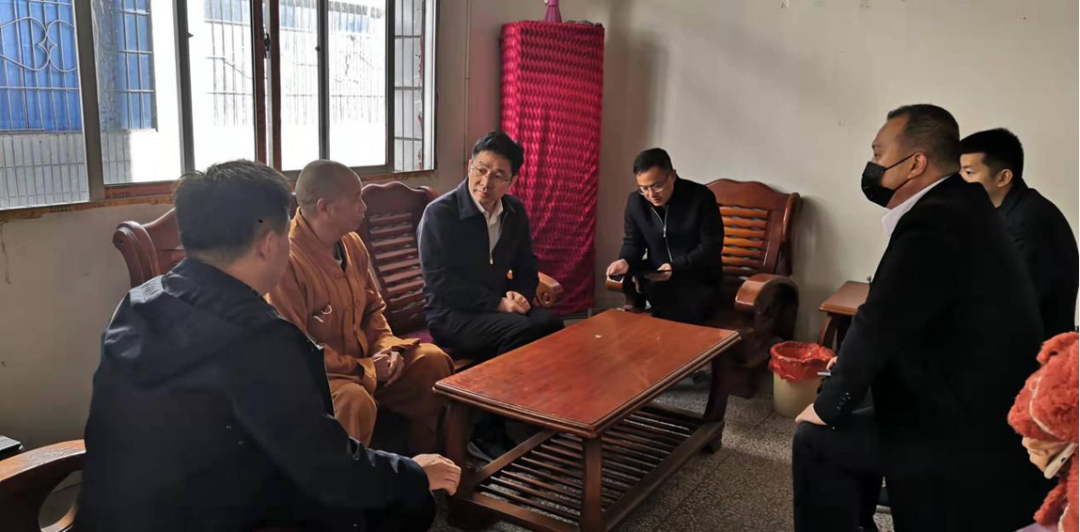 区委常委统战部部长郭保庚察看青云谱镇宗教活动场所