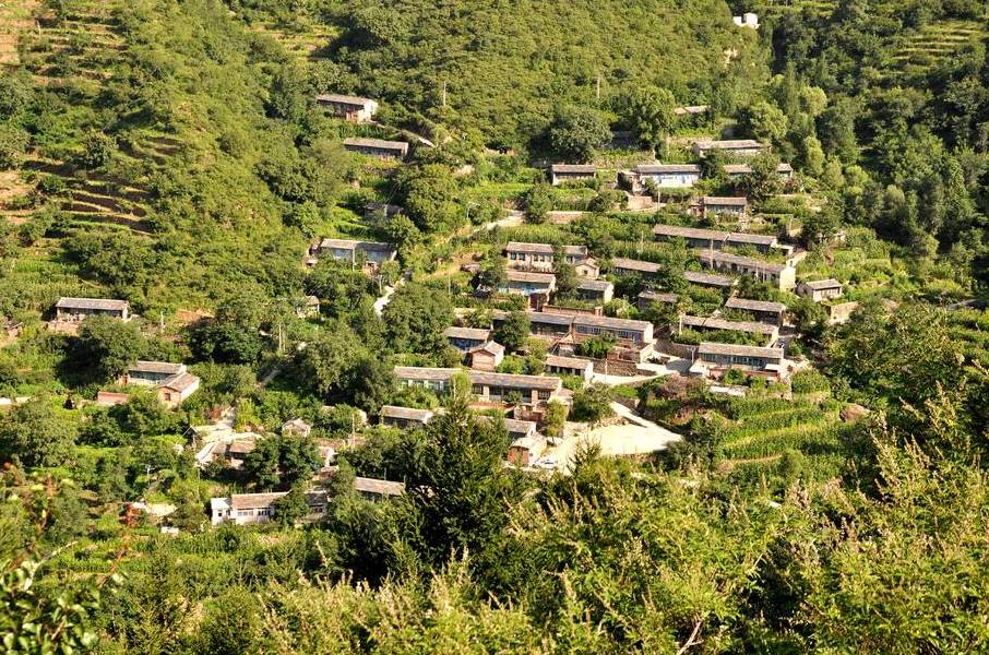 中,还有块隗氏祖坟的石碑 除了上面这些之外 房山蒲洼还有很多景点